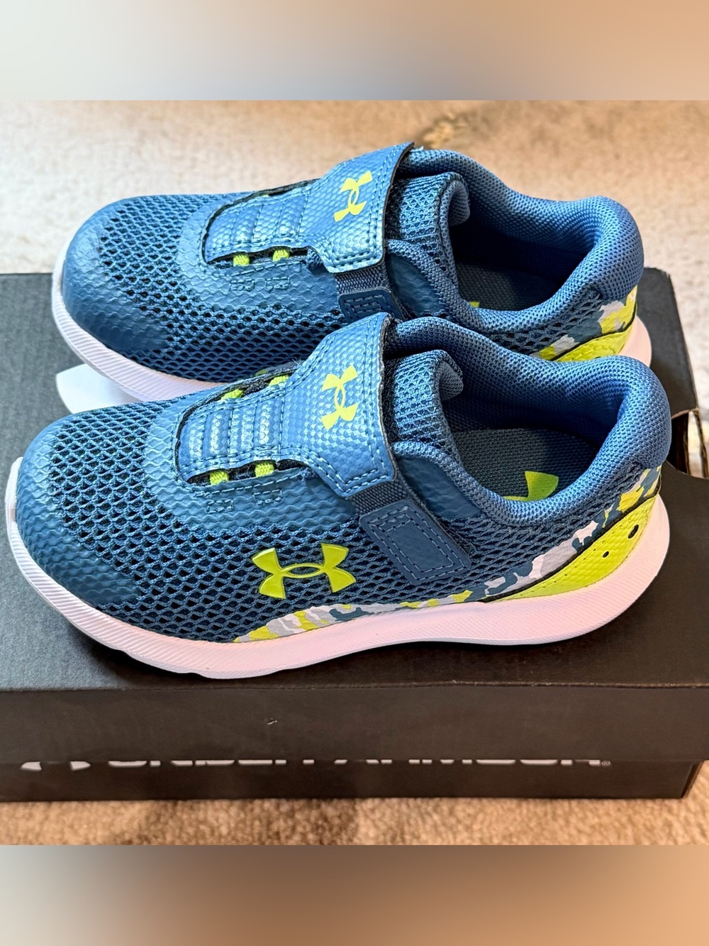 Under Armour Kids Surge 3 Print Shoes